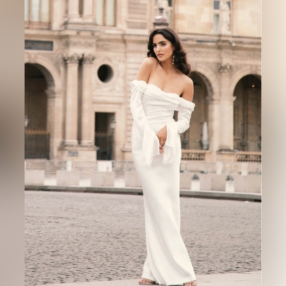 Dresses & Skirts - Meshki White satin off the shoulder bridal dress